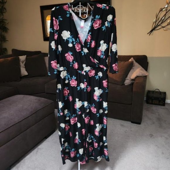 NWT No Boundaries black floral pant romper sz XXXL / 21 juniors plus - Picture 1 of 3
